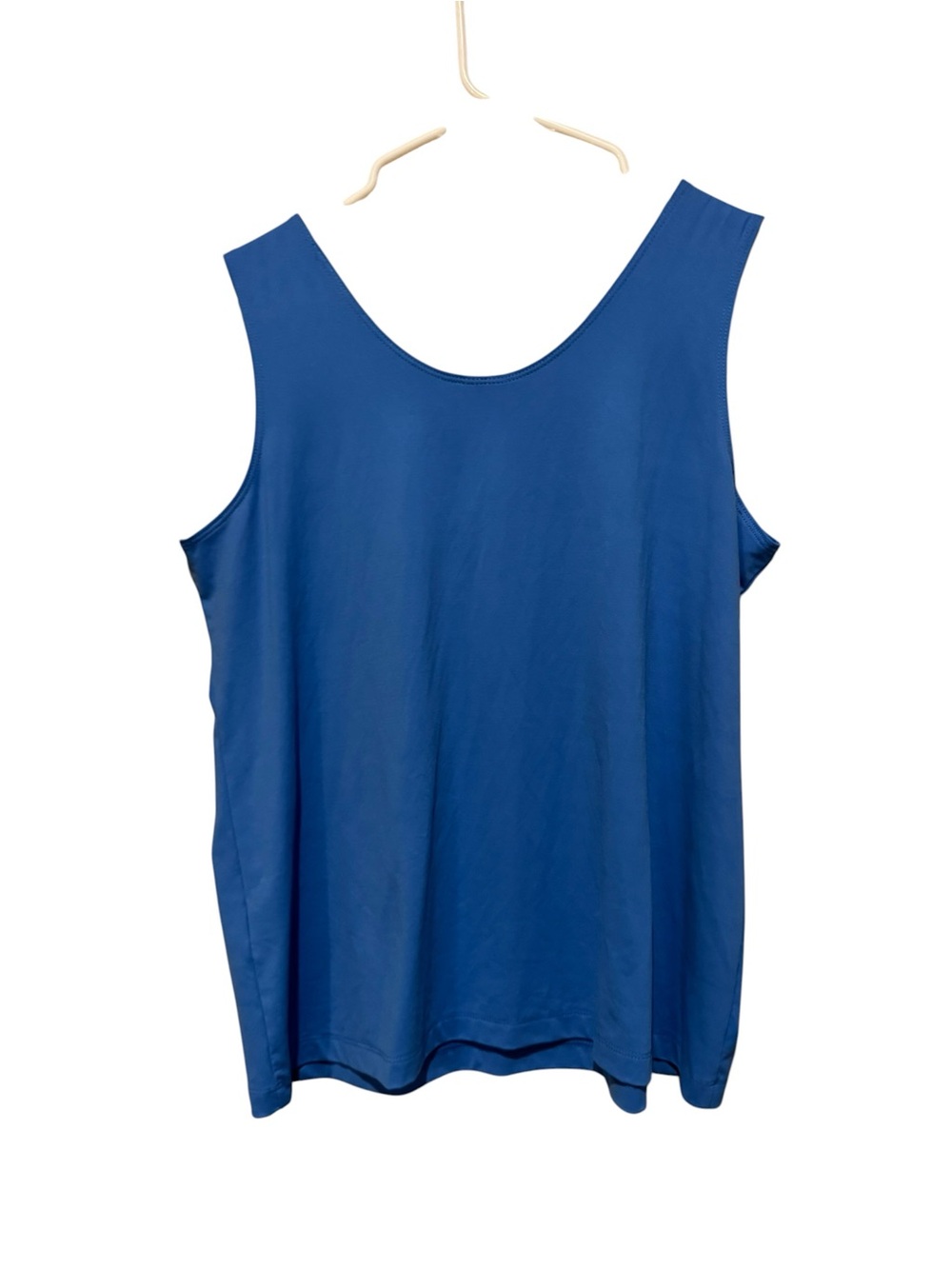 Chico's Royal Blue Scoop Neck Tank ( lighter in person)